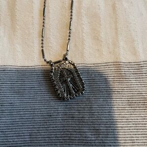 Elegant Silver Pendant Necklace